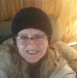 Meet your Posher, Connie